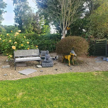 Cosy Countryside Log