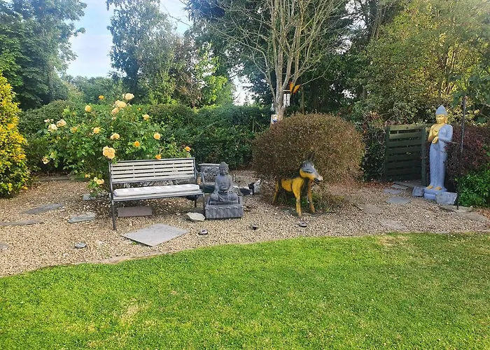 Cosy Countryside Log